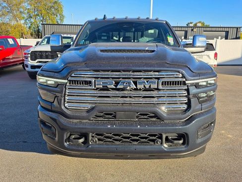 New 2026 RAM 2500 Laramie w/ Sport Appearance Package AWD/4WD image 8