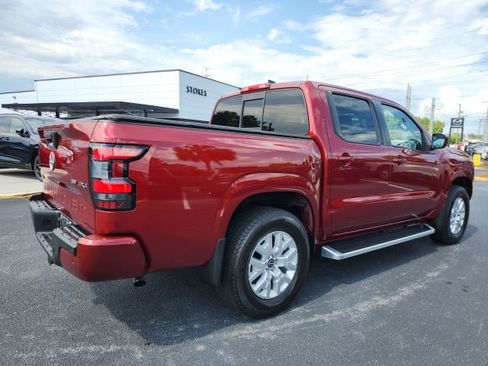 Used 2022 Nissan Frontier SV AWD/4WD image 3