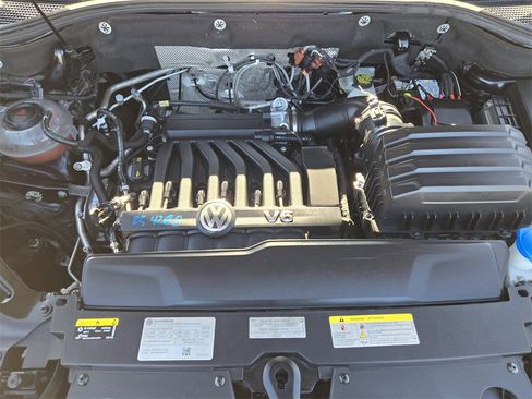 Used 2022 Volkswagen Atlas SE image 33