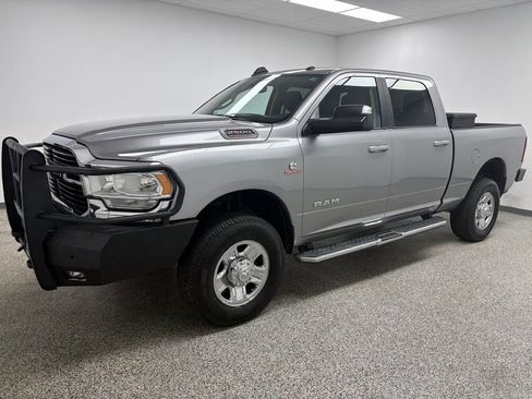 Used 2020 RAM 2500 Big Horn image 3