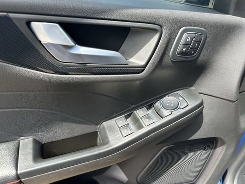 Used 2023 Ford Escape ST-Line Elite w/ Premium Technology Package AWD/4WD image 17