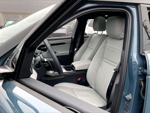 Used 2026 Land Rover Range Rover Evoque S image 27