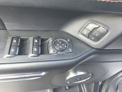 Used 2020 Ford Expedition Platinum image 12