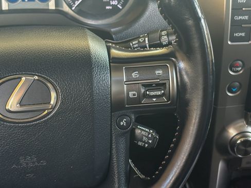 Used 2016 Lexus GX 460 w/ Premium Package AWD/4WD image 32