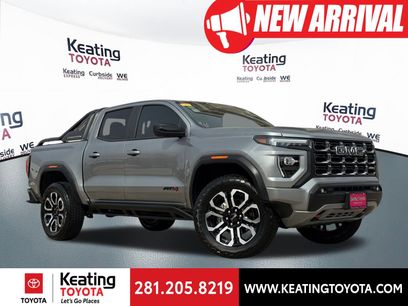 Used 2025 GMC Canyon AT4 w/ Nightfall Edition