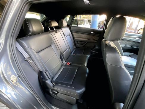 Used 2023 Volkswagen Atlas Cross Sport SE image 20