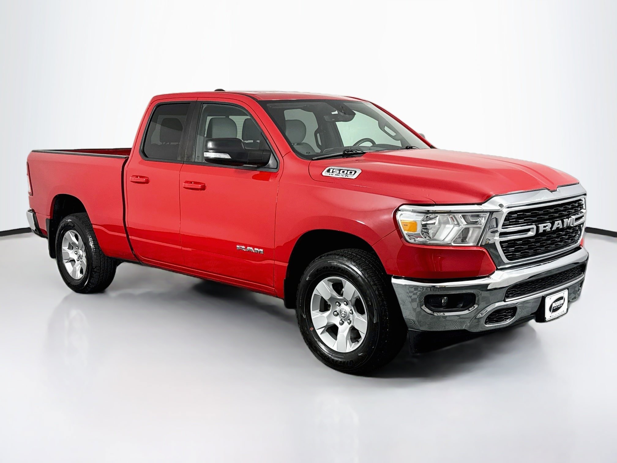 Used 2022 RAM 1500 Big Horn AWD/4WD image 2
