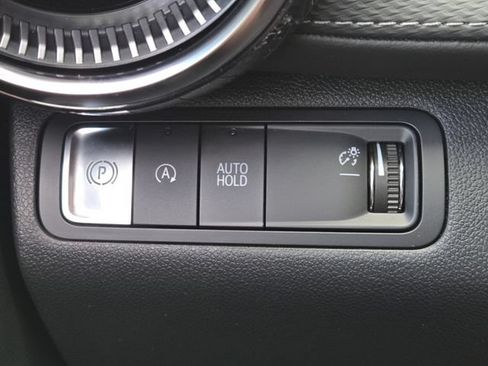 New 2026 Chevrolet Equinox LT w/ Midnight Edition FWD image 11