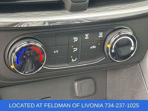 Certified 2025 Buick Encore GX Preferred FWD image 17