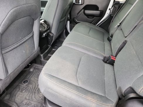 Used 2024 Jeep Wrangler Willys image 11