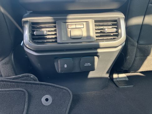 Used 2023 Ford F150 Lariat w/ Equipment Group 502A High AWD/4WD image 14