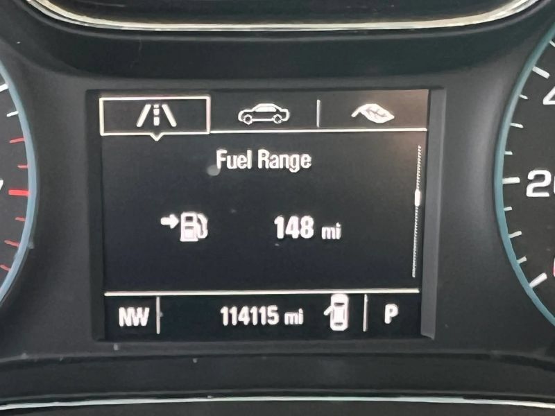 Used 2017 Chevrolet Cruze Premier FWD image 27