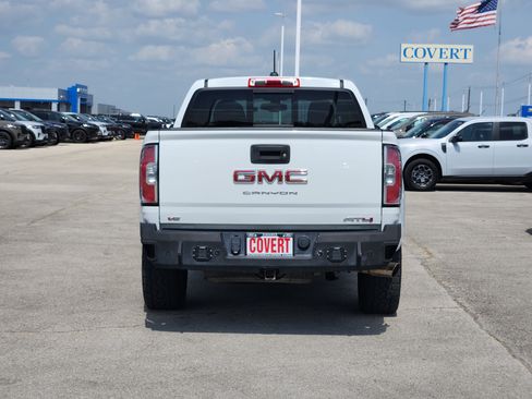 Used 2022 GMC Canyon AT4 AWD/4WD image 6