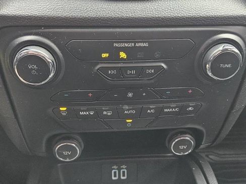 Used 2019 Ford Ranger XLT w/ Equipment Group 301A Mid AWD/4WD image 12