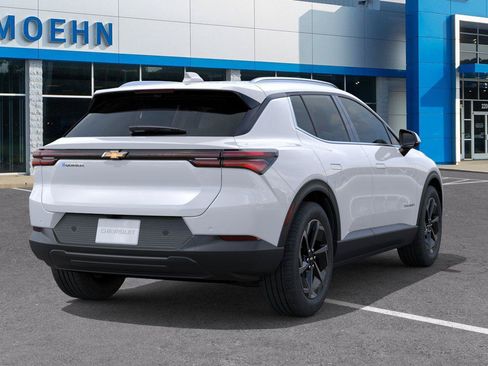 New 2026 Chevrolet Equinox EV LT FWD image 4