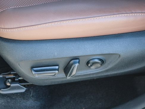 Certified 2024 Toyota Grand Highlander Platinum image 22