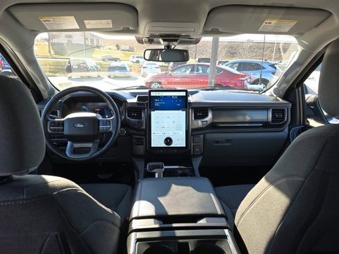 Used 2024 Ford F150 Lightning Flash image 14