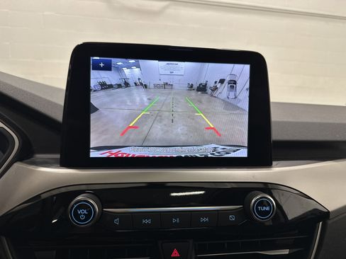 Used 2020 Ford Escape SEL image 25