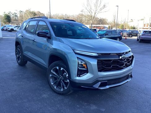 Used 2026 Chevrolet Equinox RS w/ Convenience Package III image 7