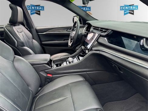 Certified 2022 Jeep Grand Cherokee Overland w/ Advanced Protech Group III image 16