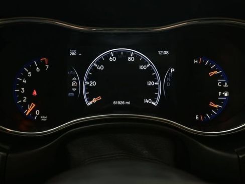 Used 2020 Jeep Grand Cherokee Altitude AWD/4WD image 9