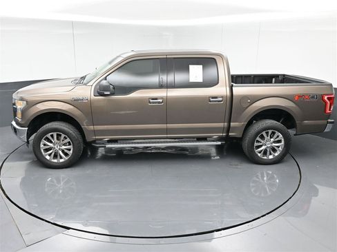 Used 2016 Ford F150 XLT w/ Equipment Group 302A Luxury AWD/4WD image 27