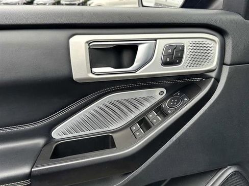 Used 2020 Ford Explorer ST w/ Premium Technology Package image 3