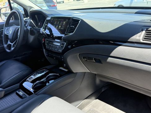 Certified 2022 Honda Pilot Elite image 27