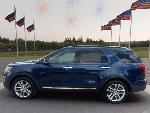 Used 2016 Ford Explorer Limited w/ Equipment Group 301A FWD image 4