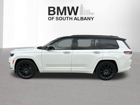Used 2025 Jeep Grand Cherokee L Summit AWD/4WD image 6