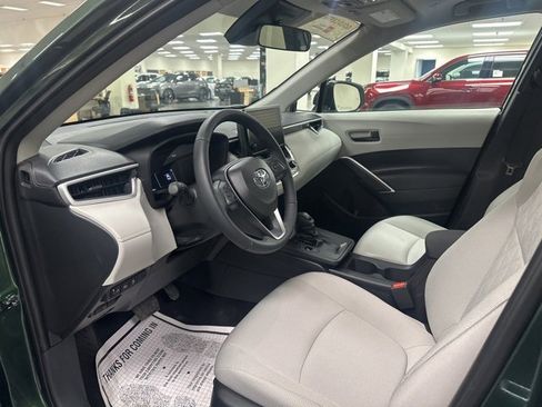 Certified 2026 Toyota Corolla Cross LE w/ Moonroof Package image 11