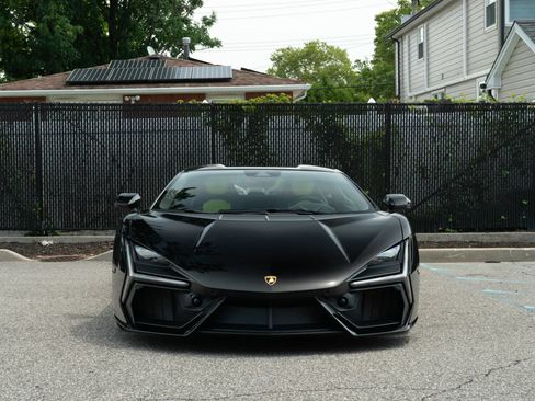 Used 2024 Lamborghini Revuelto AWD/4WD image 4