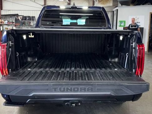 Used 2024 Toyota Tundra Limited AWD/4WD image 10