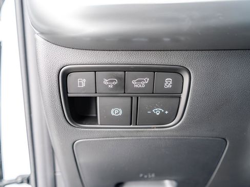 New 2026 Hyundai Ioniq 9 SE AWD/4WD image 30