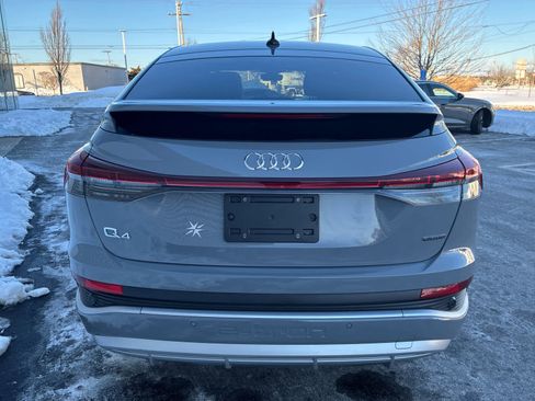 Used 2023 Audi Q4 e-tron Premium Plus w/ Premium Plus image 7
