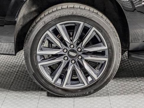 Used 2023 Cadillac Escalade ESV Sport AWD/4WD image 36