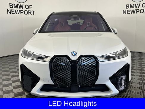 Used 2023 BMW iX xDrive50 w/ Sport Package AWD/4WD image 7