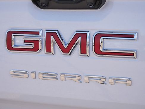 New 2026 GMC Sierra 1500 SLE AWD/4WD image 13