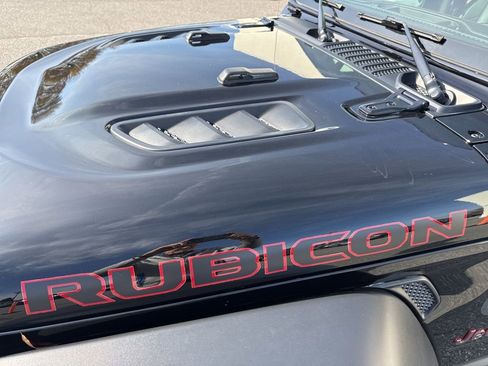 Used 2020 Jeep Wrangler Rubicon w/ LED Lighting Group image 11