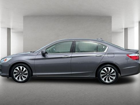 Used 2014 Honda Accord Touring image 7