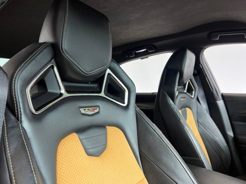 Used 2018 Cadillac CTS V w/ Carbon Fiber Package RWD image 24