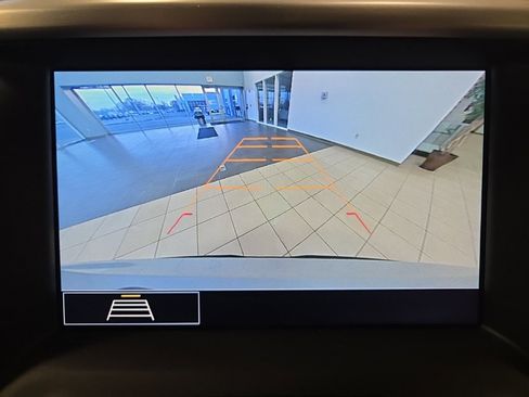 Used 2020 GMC Acadia SLT image 29