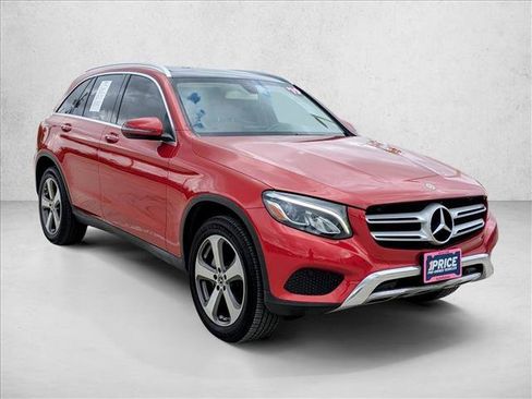 Used 2019 Mercedes-Benz GLC 300 image 3