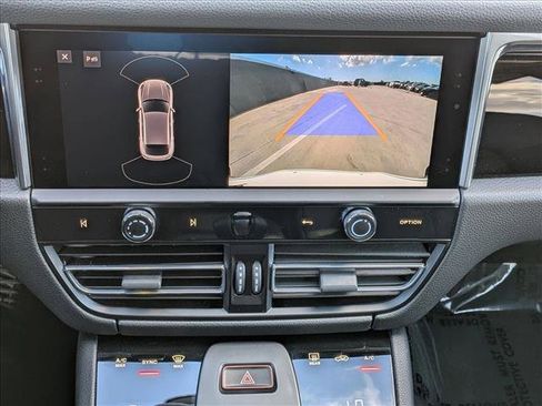 Used 2025 Porsche Macan Turbo image 19