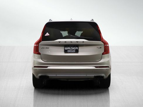 Used 2016 Volvo XC90 T6 Momentum w/ Momentum Plus Package AWD/4WD image 4