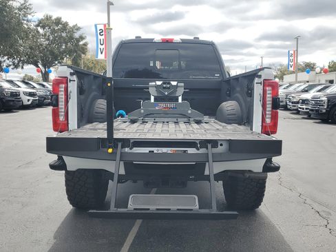 Used 2025 Ford F250 Lariat w/ Lariat Ultimate Package image 11