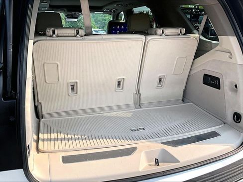 Used 2025 Cadillac Escalade Sport Platinum w/ LPO, Floor Liner Package AWD/4WD image 4
