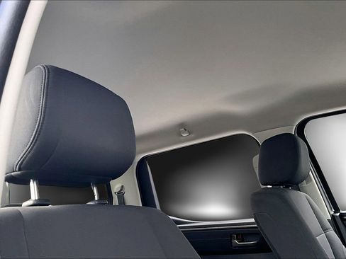 Used 2022 Toyota Tundra SR5 w/ TRD Off-Road Package image 29