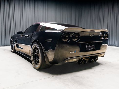 Used 2009 Chevrolet Corvette ZR1 w/ Preferred Equipment Group RWD image 36