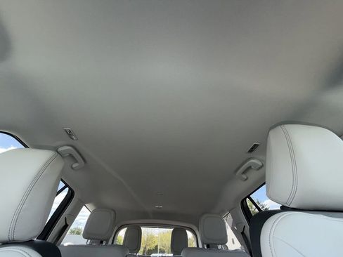 Used 2026 Lincoln Aviator 2WD image 16